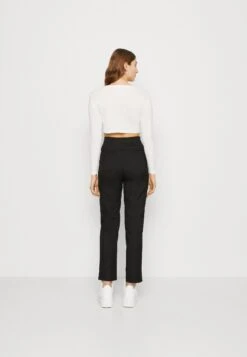 Monki Pantalon Classique - Black -Monki 8c68156a7a124e059628679b0c0085bd