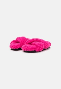 Monki Nino - Chaussons - Pink 10 Monki Nino - Chaussons - Pink -Monki 8f370df81ac347d182d4df1f3b53f782