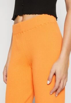 Monki Pantalon Classique - Orange -Monki 91d9263e35914c2ca68238ded7249d9d