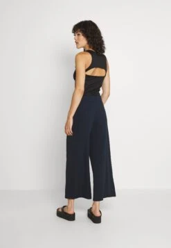 Monki Pantalon Classique - Blue Dark 9 Monki Pantalon Classique - Blue Dark -Monki 948574a20fbb4608a443cd2533e09957