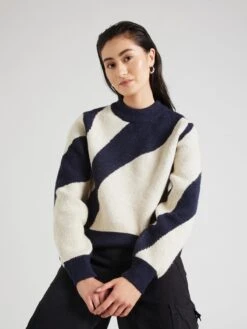 Monki Pulls Maille Fine Pull-over Femme Marine -Monki a17d88efe056235481cad16cd79b4139