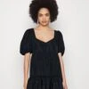 Monki Robe De Soirée - Black 2 Monki Robe De Soirée - Black -Monki a2c60c4fd4944f0192bbd41a28382802