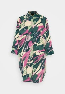 Monki Robe Chemise - Green/Pink -Monki a38e59551abf484ebdcee8eb1d281ee1