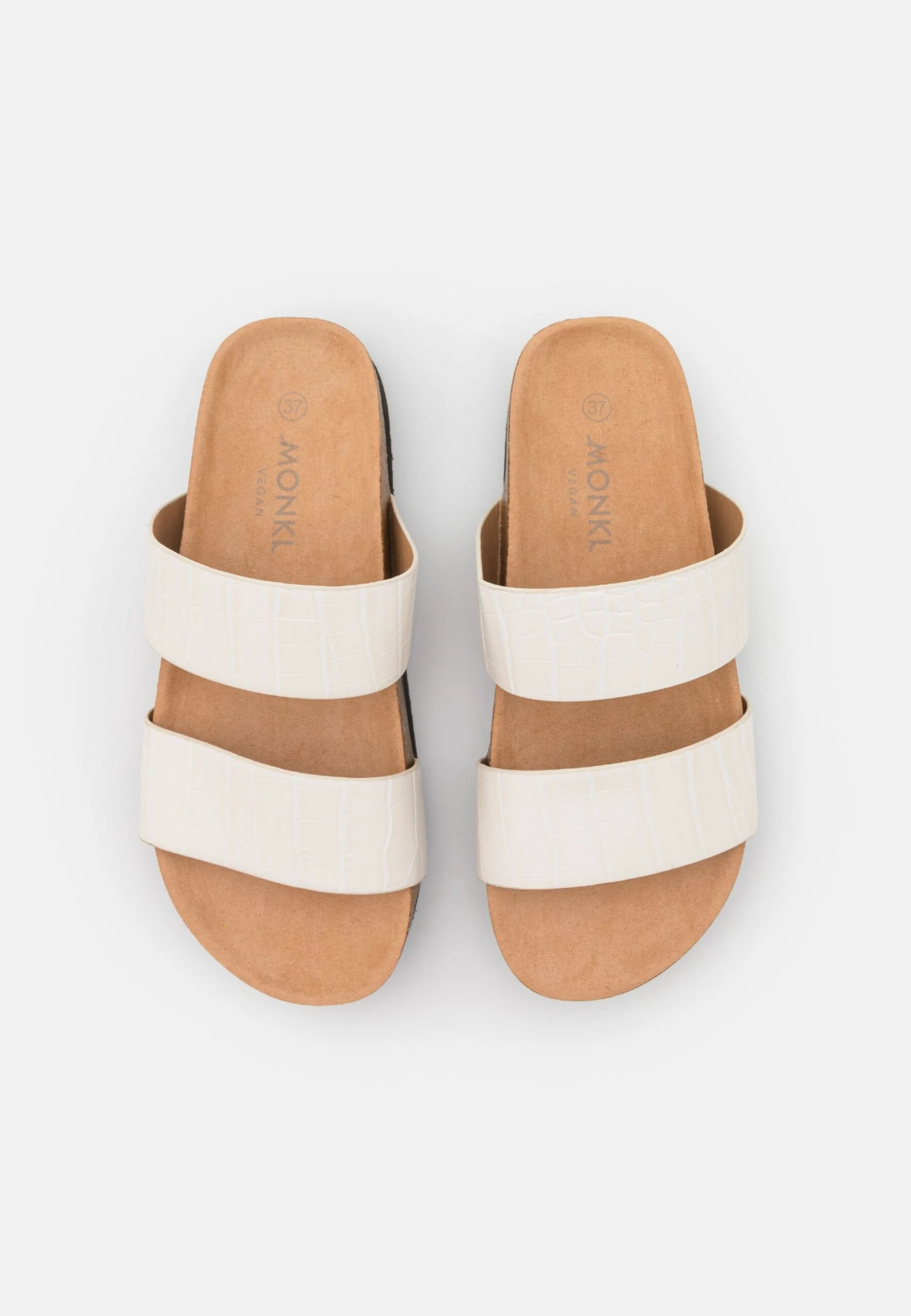 Monki Chaussons - White Light 8 Monki Chaussons - White Light – Image 6