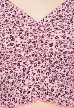 Monki T-Shirt À Manches Longues - Pink -Monki a6d8e2879e504c278772b47ae4e0a6f3