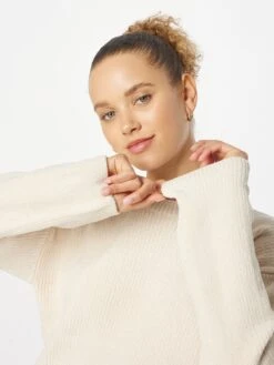 Monki Pulls Maille Fine Pull-over Femme Blanc 8 Monki Pulls Maille Fine Pull-over Femme Blanc -Monki a779cde215619120a877a57f52395ce7