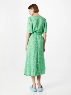 Monki Robes Fluides Robe-chemise Femme Vert Clair -Monki aac195ae3c8b05401afc77a6a2335287