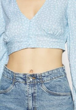 Monki Blouse - Blue Dusty Light -Monki ad17cae7096f44e7a7af0a17a901f50e