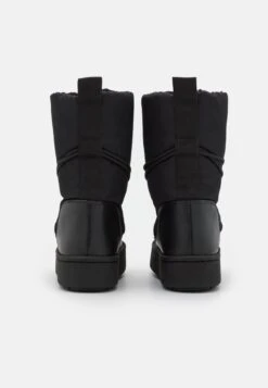 Monki Irene - Bottes De Neige - Black 11 Monki Irene - Bottes De Neige - Black -Monki aeb9942188864a0ea5c303dd681a51c6