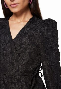 Monki Robe De Jour - Black -Monki b15ae11532db48d2a8661c90488150ae