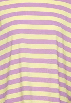 Monki T-Shirt À Manches Longues - Lilac/Yellow -Monki b792a40595cb47e0be0da40a0d0e71a6
