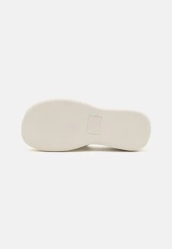 Monki Mules À Talons - White Light 12 Monki Mules À Talons - White Light -Monki b7ee5dd901fd4b778ab0a1fa0fb1b3f5