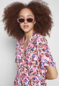 Monki Robe Chemise - Rosa -Monki b86bf5a75a034dba98b06e68d910ebf6