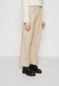 Monki Pantalon Cargo - Beige