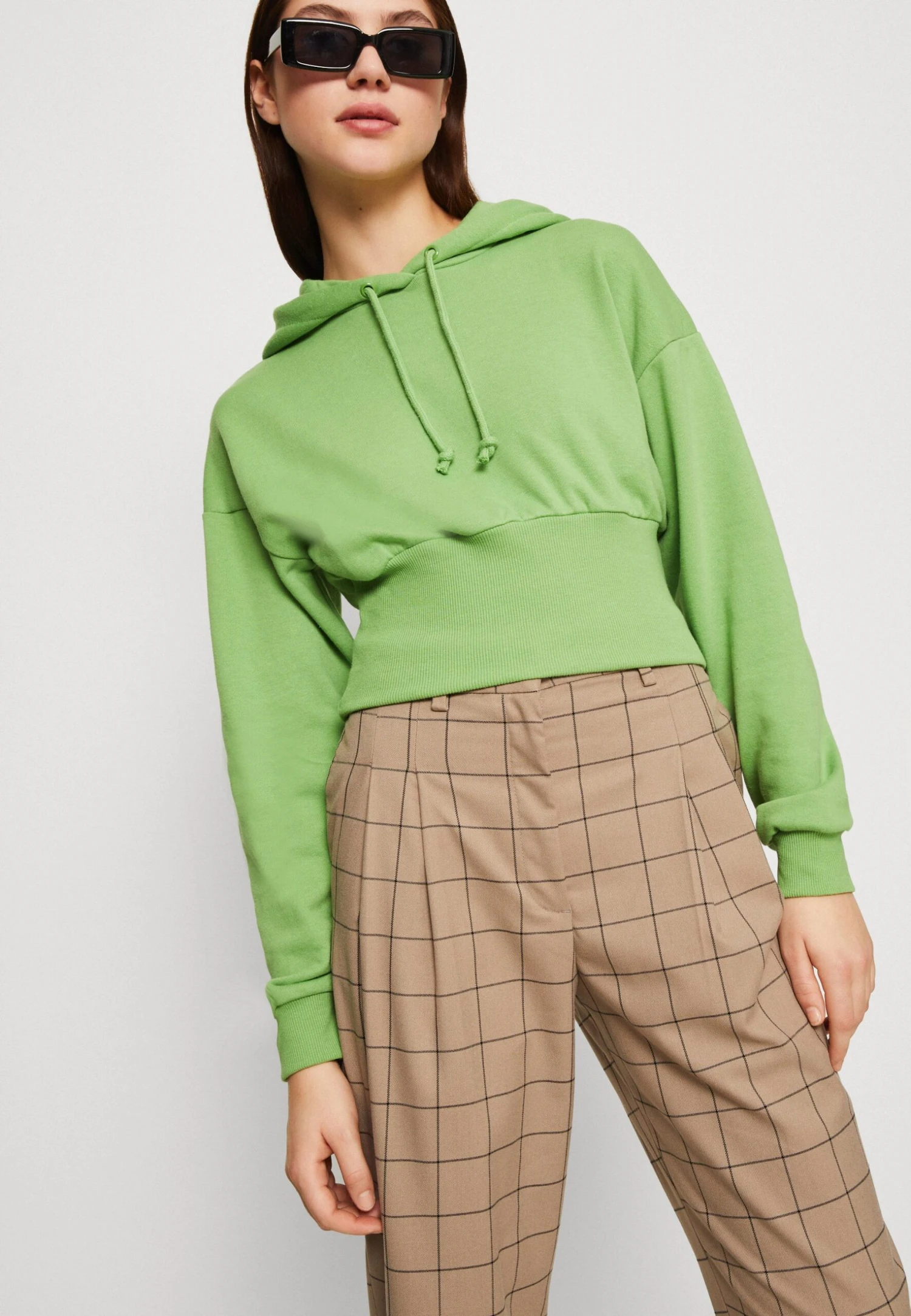 Monki Pantalon Classique - Beige 6 Monki Pantalon Classique - Beige – Image 4