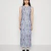 Monki Robe Longue - Blue 2 Monki Robe Longue - Blue -Monki bdd53fbedda54ffbb01d238696632af9