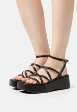 Monki Sandales À Plateforme - Black Dark