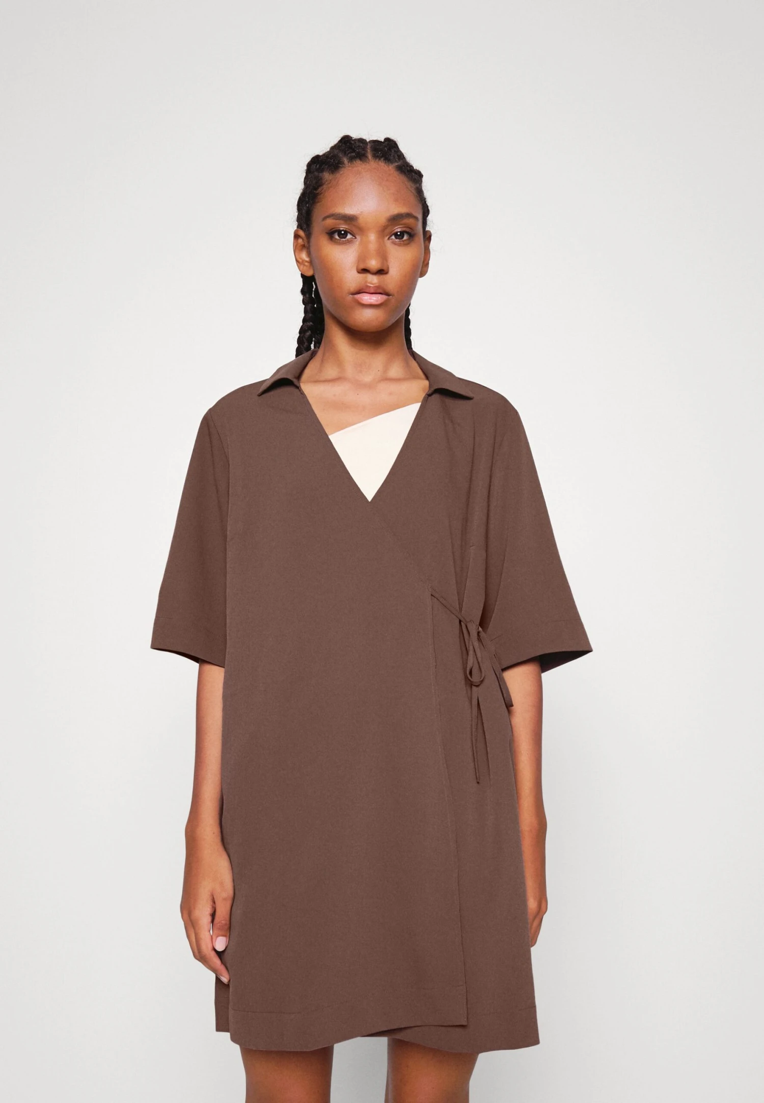 Monki Robe De Jour - Mole Dark Brown 3 Monki Robe De Jour - Mole Dark Brown