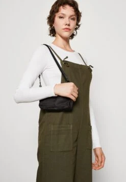 Monki Salopette - Green -Monki c4e895bdbbfd4f0ab2583158ebf50795
