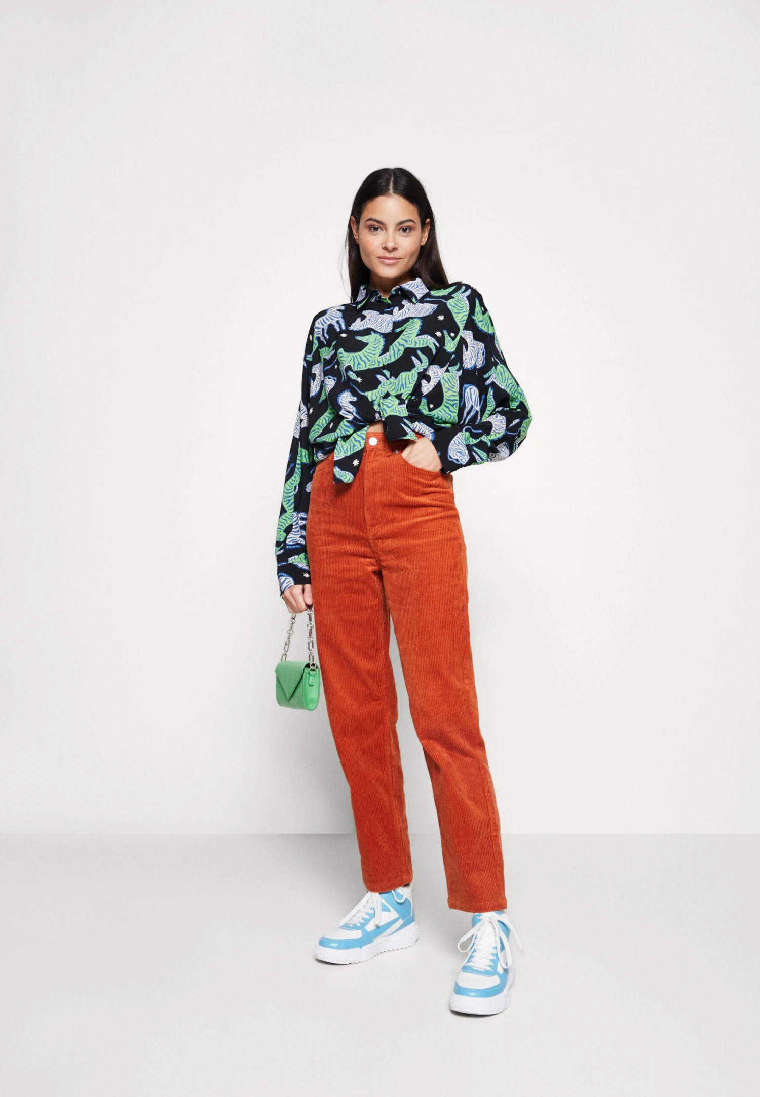 Monki Chemisier - Cutezebras.Black 4 Monki Chemisier - Cutezebras.Black – Image 2