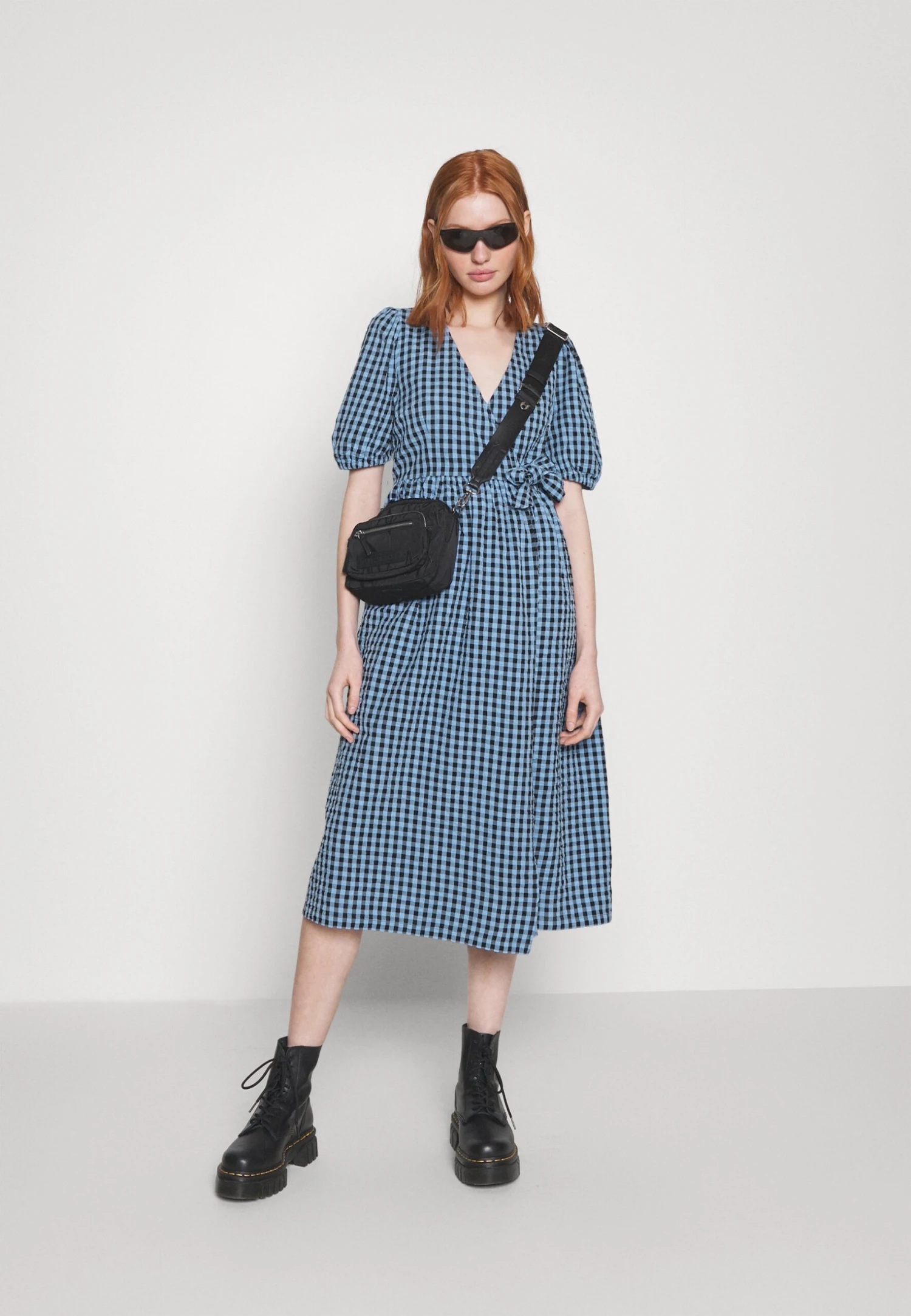Monki Robe De Jour - Cleangingham 4 Monki Robe De Jour - Cleangingham – Image 2