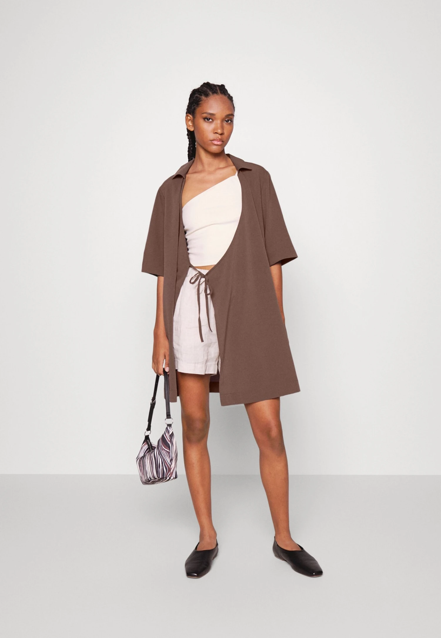 Monki Robe De Jour - Mole Dark Brown 4 Monki Robe De Jour - Mole Dark Brown – Image 2