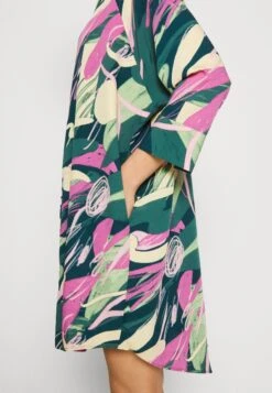 Monki Robe Chemise - Green/Pink -Monki c94c5a8b78f94f0da691f4b801f7df1c