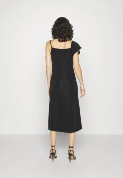 Monki Robe De Soirée - Black -Monki c99d83347cad42f8877f84086ec0292a