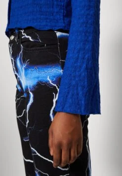 Monki Blouse - Blue Bright 13 Monki Blouse - Blue Bright -Monki cd1db420a2134a7c865b8ecfdb885861