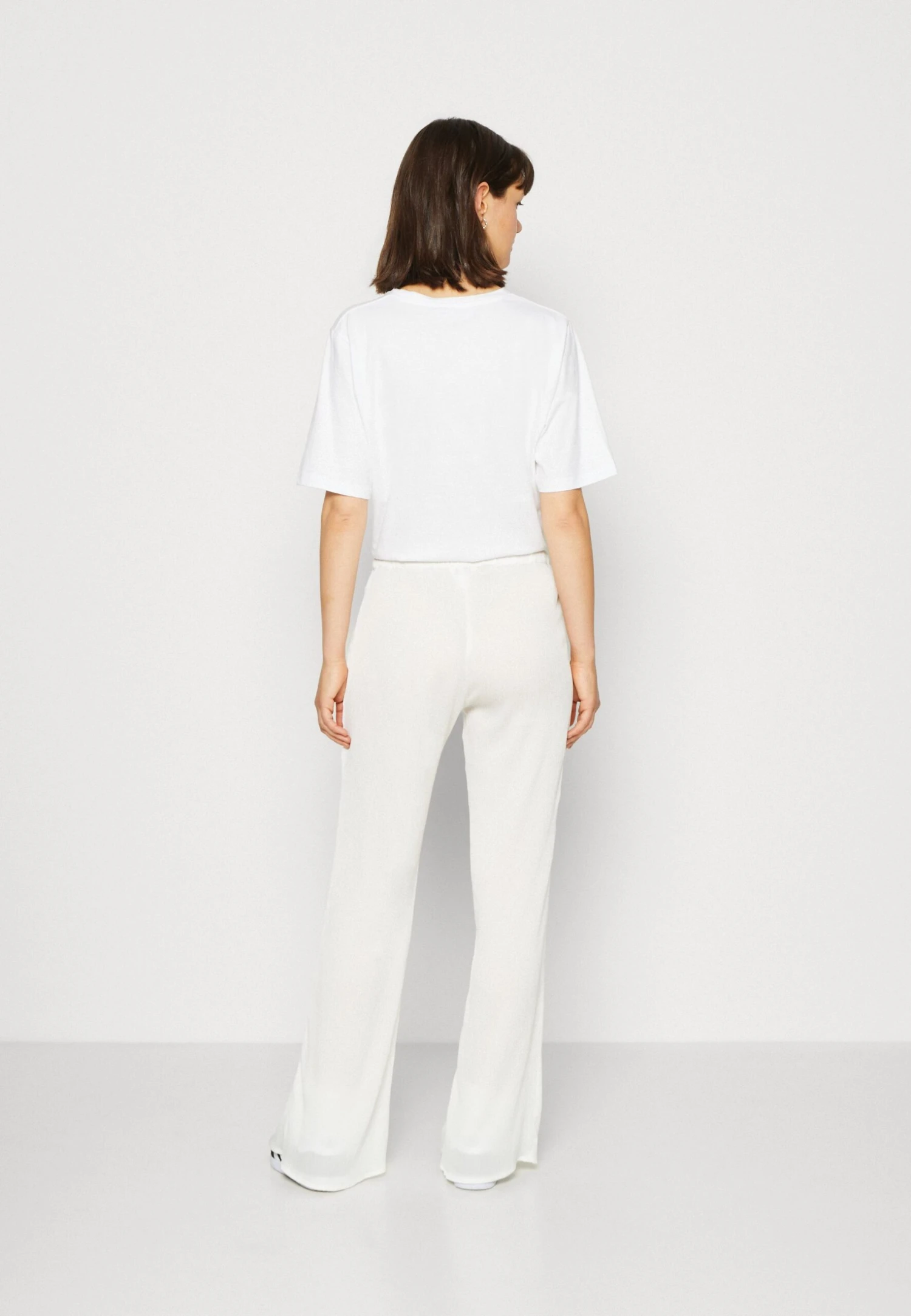 Monki Pantalon Classique - White Light 5 Monki Pantalon Classique - White Light – Image 3