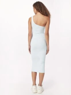 Monki Robes Midi Robe Femme Bleu Pastel -Monki d9d8314f32720b5f3631f35b24a49448