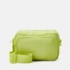 Monki Sac Bandoulière - Lime Green 1 Monki Sac Bandoulière - Lime Green -Monki db998e293fef43fb8a432ffd46328981
