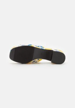 Monki Mules À Talons - Yellow Bright 12 Monki Mules À Talons - Yellow Bright -Monki df4cf6f2b12645b0a702f7fd9f040b18