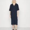 Monki Robe Pull - Navy -Monki e2b799328b9e4abab9b34ca5938f1e44