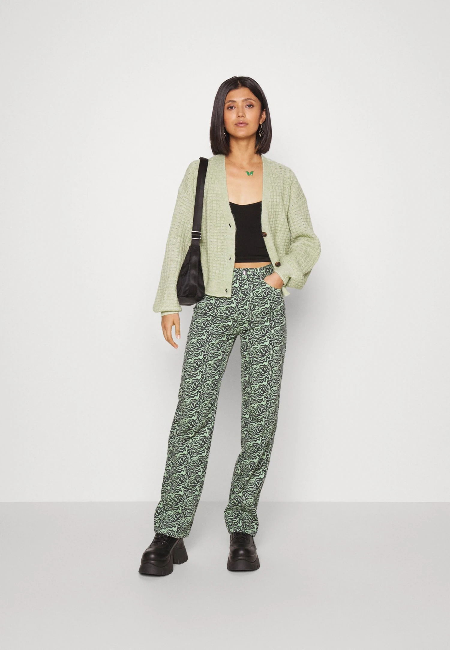Monki Jean Droit - Green Medium Dusty 4 Monki Jean Droit - Green Medium Dusty – Image 2