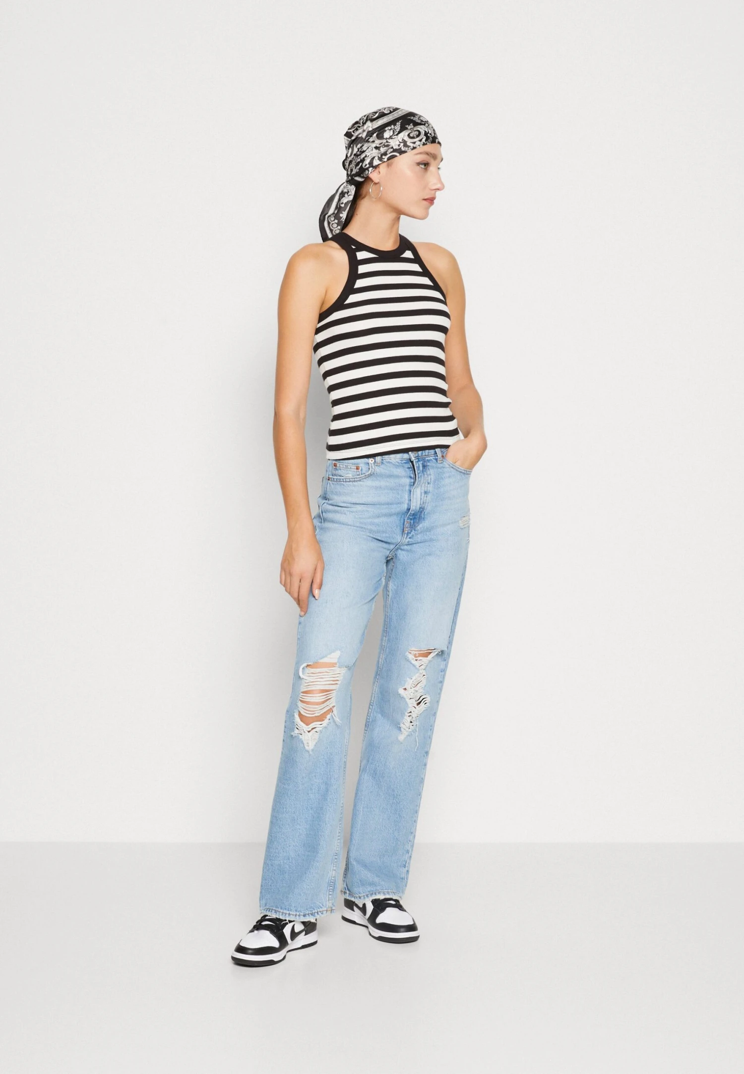 Monki Débardeur - White Light/Black And Green Khaki 3 Monki Débardeur - White Light/Black And Green Khaki