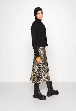 Monki Jupe Trapèze - Beige -Monki e67b46655f974935bb9869cce7a9743b