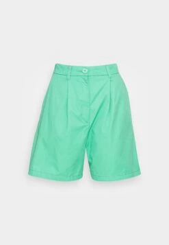 Monki Short - Green Light 10 Monki Short - Green Light -Monki eac0aaece55446809cef67ed690fa33d