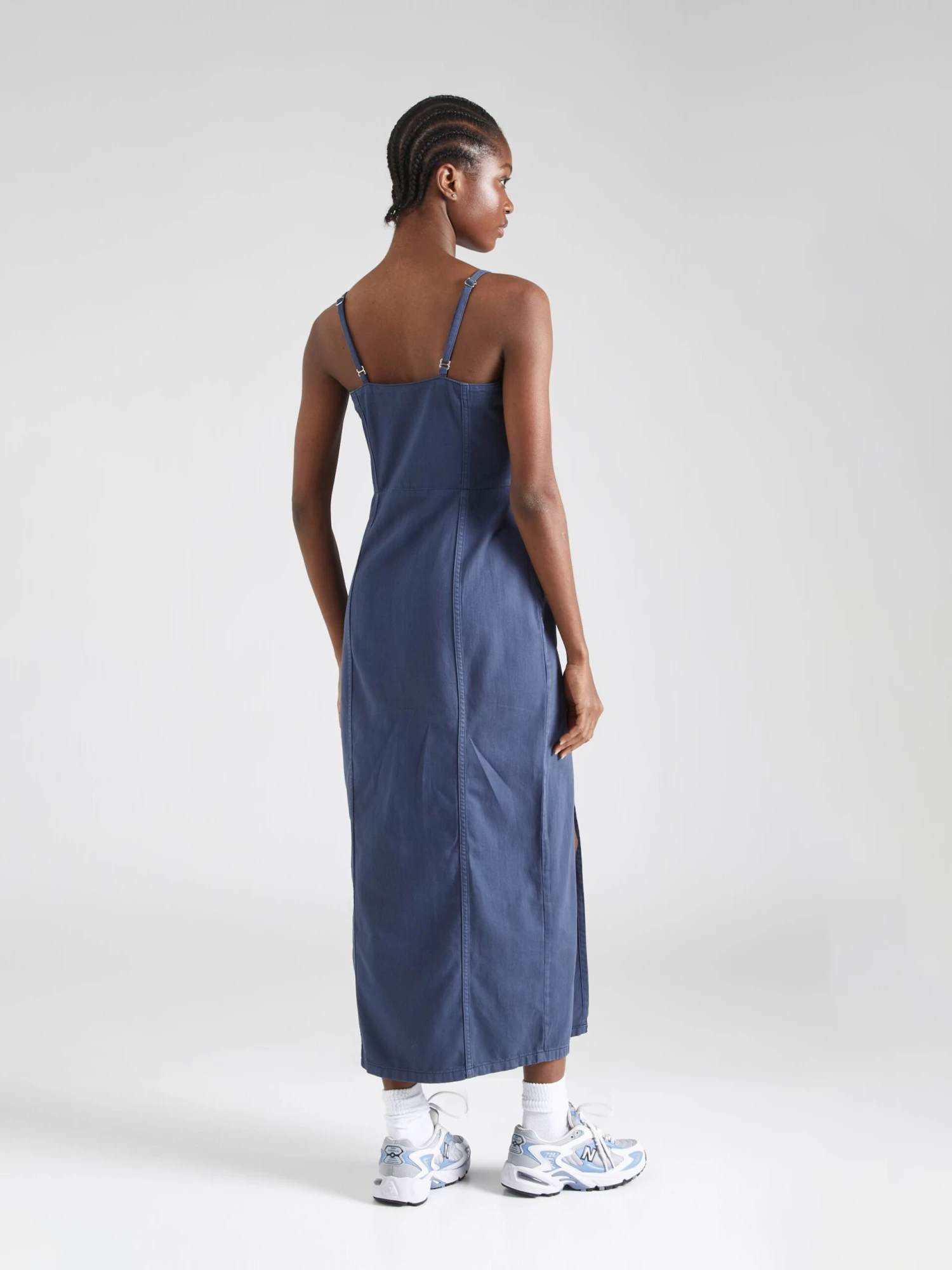 Monki Robes Longues Robe Femme Gentiane 6 Monki Robes Longues Robe Femme Gentiane – Image 4