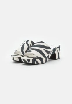 Monki Mules À Talons - Black/White -Monki ef80d52caee84143a5625a399f01b352