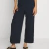 Monki Pantalon Classique - Blue Dark 2 Monki Pantalon Classique - Blue Dark -Monki efc40dcab0f042b3be47a2b5ec12d47f