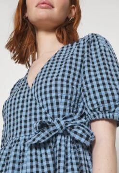 Monki Robe De Jour - Cleangingham 13 Monki Robe De Jour - Cleangingham -Monki f0f75f1ac772484d99152f65d6e961f8