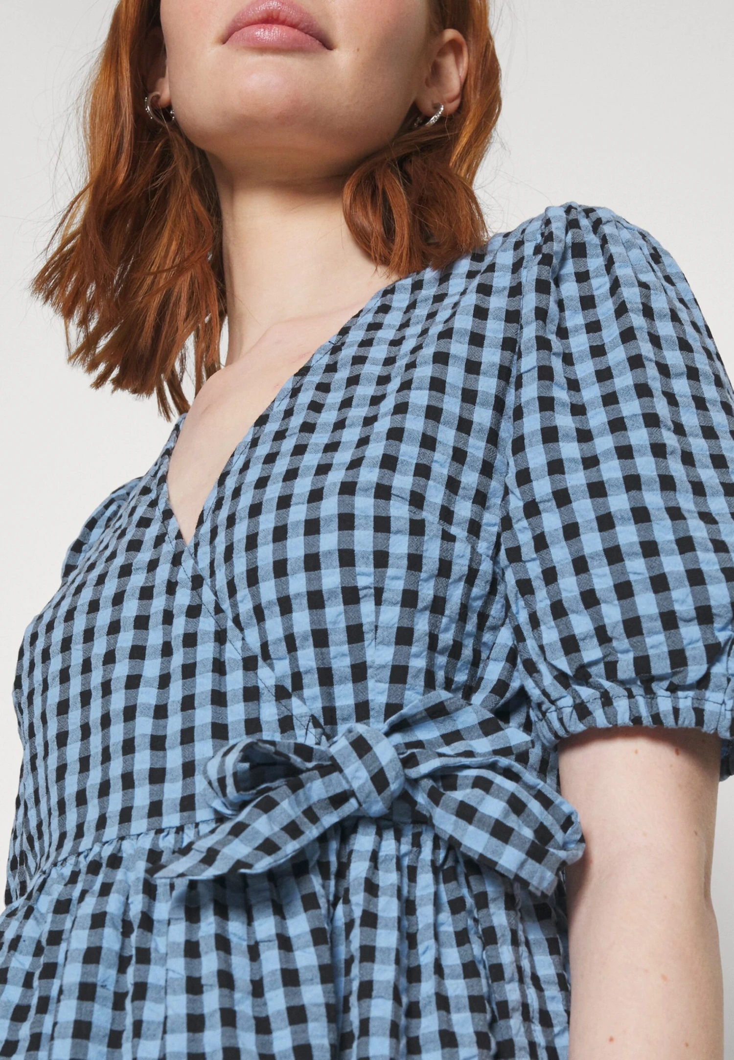 Monki Robe De Jour - Cleangingham 8 Monki Robe De Jour - Cleangingham – Image 6