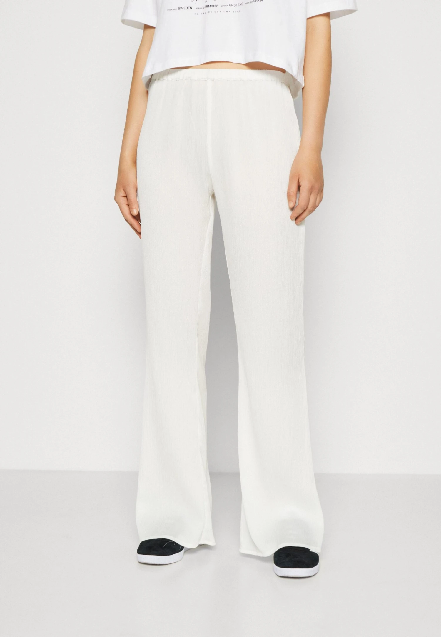 Monki Pantalon Classique - White Light 3 Monki Pantalon Classique - White Light