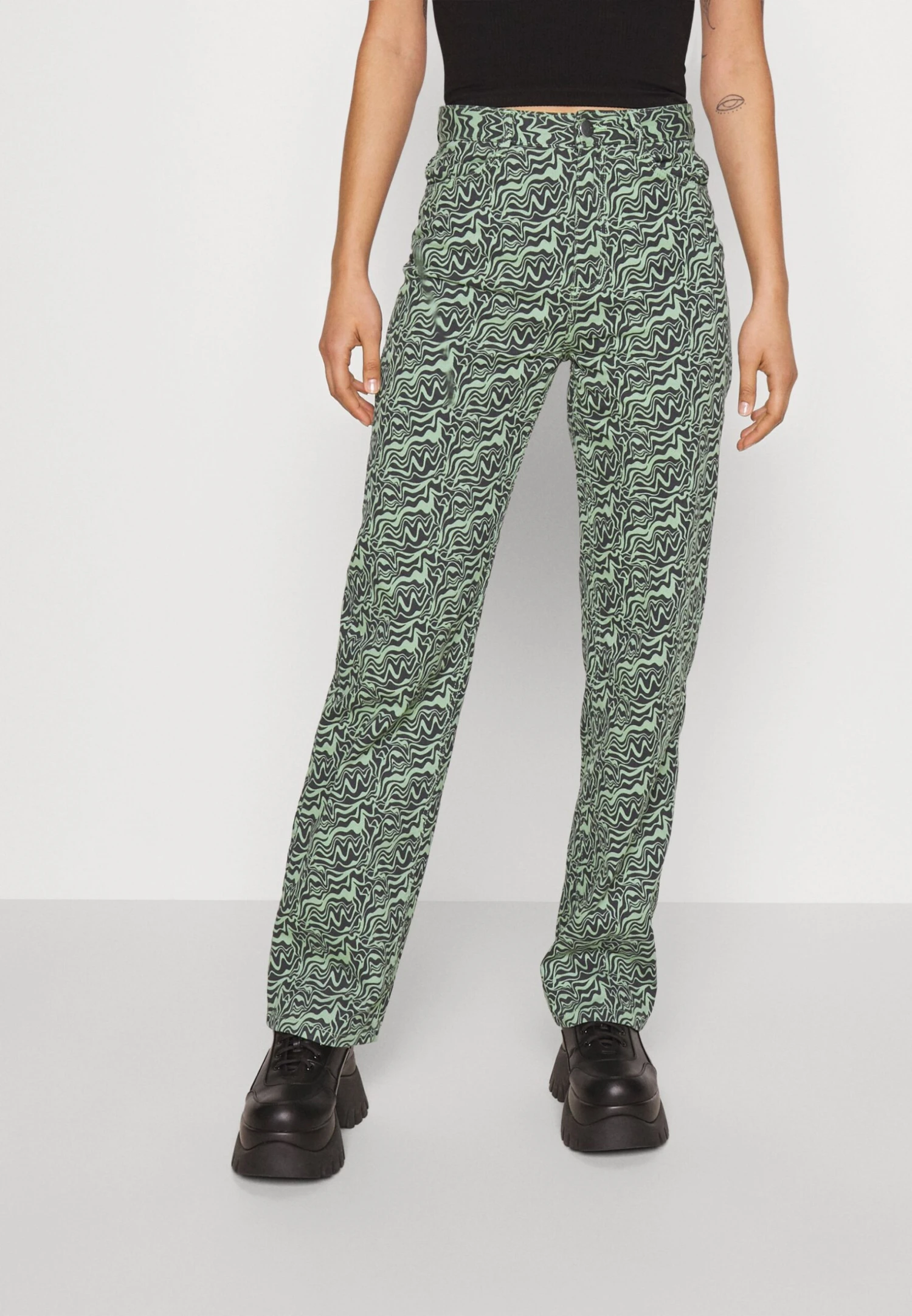 Monki Jean Droit - Green Medium Dusty 3 Monki Jean Droit - Green Medium Dusty