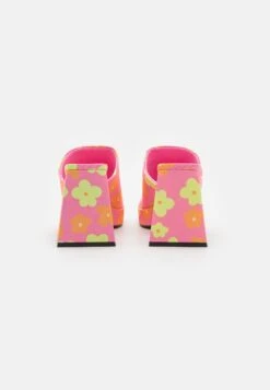 Monki Mules À Talons - Naiveflower 11 Monki Mules À Talons - Naiveflower -Monki f2e3b39726184afd8fd00e16f0f37e4e
