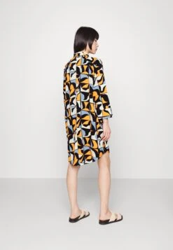 Monki Robe Chemise - Blue/Orange 10 Monki Robe Chemise - Blue/Orange -Monki f4ea7c047f00423d9752a7c7fbdd03a0