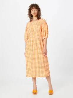 Monki Robes Midi Robe Femme Mandarine -Monki fa1419a12c88e0323bb8e911d0d912dc