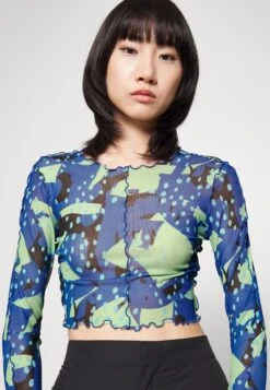 Monki T-Shirt À Manches Longues - Light Green/Blue -Monki fa96998525ec49c8906df026ac0ab3ba